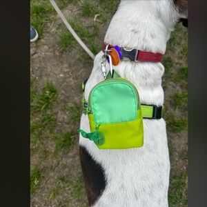 Heart to Tail Pet Backpack NWT for poo bags, treats, kibble, great bag charm